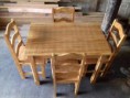 Conjunto de Mesa com 4 cadeiras
